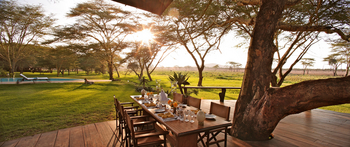 Sirikoi Lodge Sirikoi Lodge: Außendeck