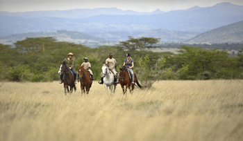 Solio Lodge: Horse-back-Safari