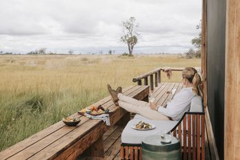 Vumbura Plains Camp: Lunch auf dem privaten Deck