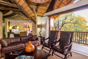 David Livingstone Safari Lodge: Private Lounge