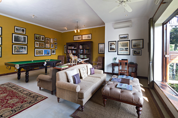Samode Safari Lodge Samode Safari Lodge: Billardzimmer mit Bibliothek