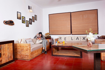 Tathastu Resort Pench: Falcon Living Room