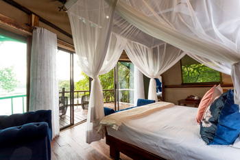 Tintswalo at Siankaba: Blue Nile Falls Suite