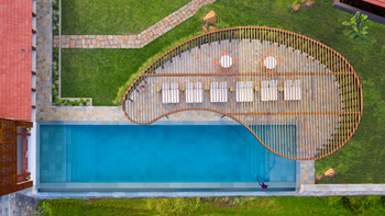 Aramness Aramness: Pool-Aufriss