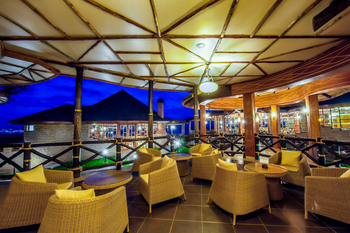 Lake Nakuru Sopa Lodge Lake Nakuru Sopa Lodge: Lobby