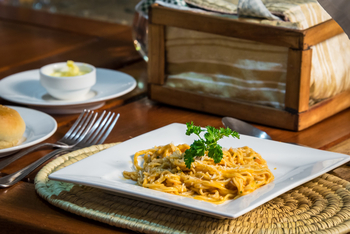 Losokwan Luxury Tented Camp: Pasta mit Petersilie