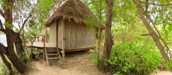 Ngepi Camp: Zugang zu einem Cottage