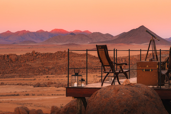 Sonop Camp: Cocktail & Cigar Lounge