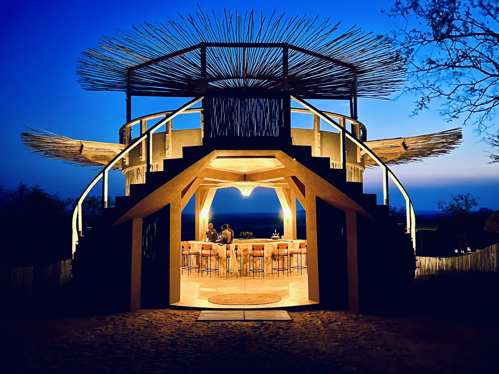 Kichaka Zumbua Camp Kichaka Zumbua Camp: Bar nd Aussichtsplattform