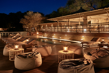 Belmond Savute Elephant Lodge Belmond Savute Elephant Lodge: Nachtbeleuchtung