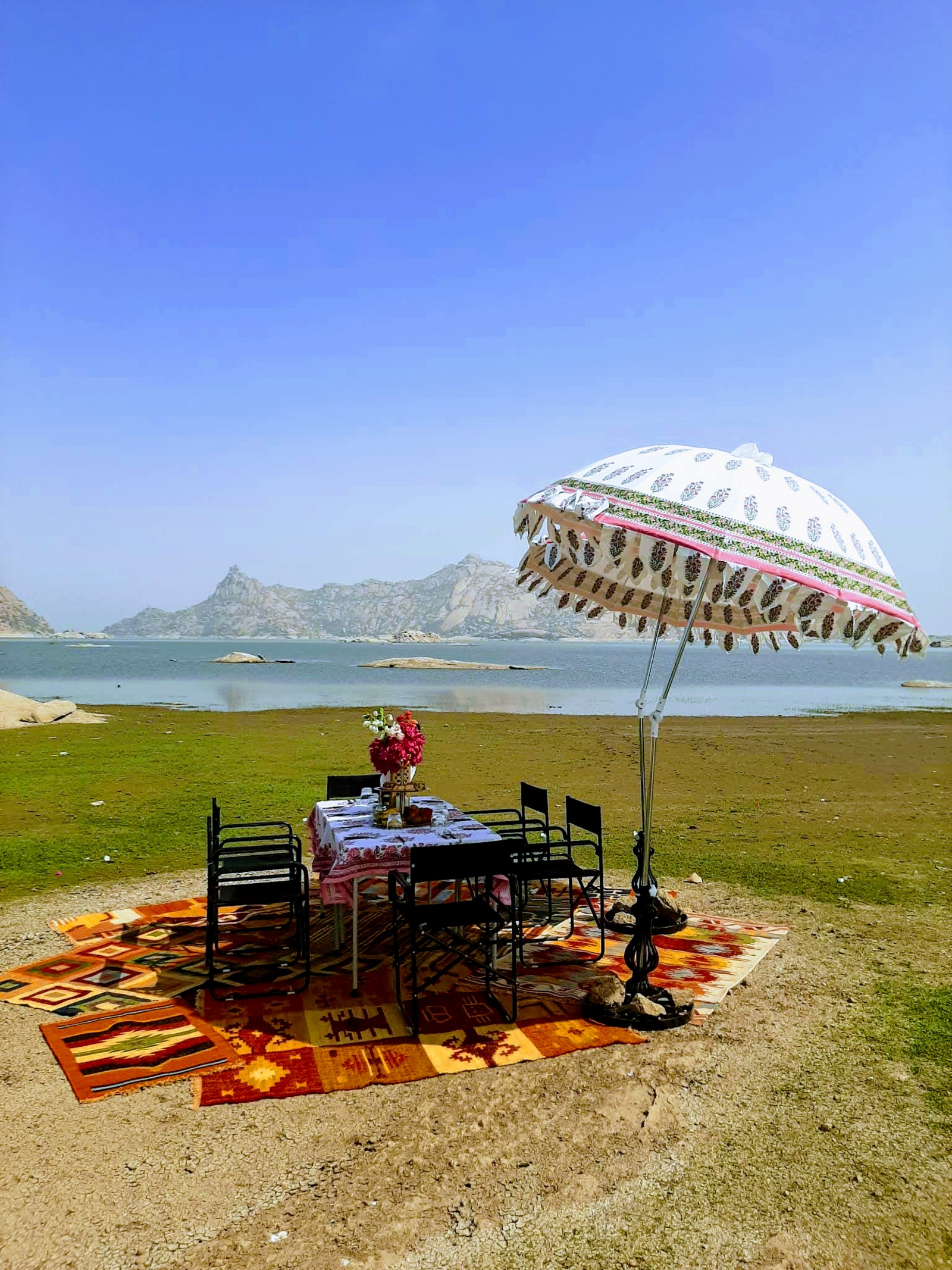 Brij Pola Brij Pola: Lunch am See