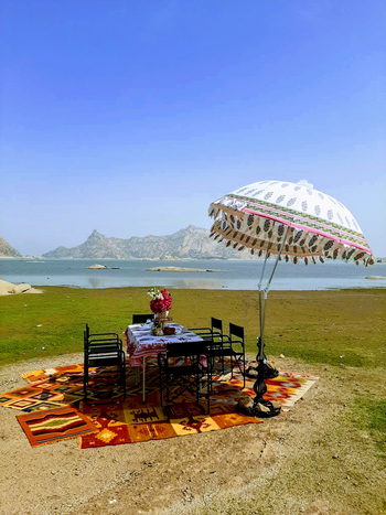 Brij Pola Brij Pola: Lunch am See