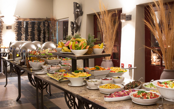 Desert Quiver Camp: Buffet