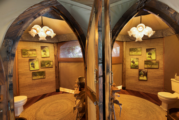 Mara Toto Tree Camp: Zentrale Toilette