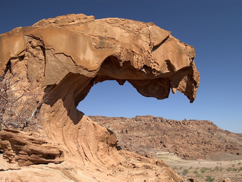 Doro Nawas Doro Nawas: Raubtierfantasie