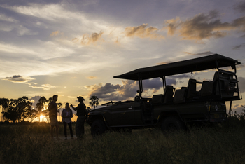 Mombo Camp: Game Drive in der Dämmerung