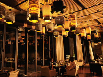 One and Only Gorilla's Nest: Gäste im Restaurant