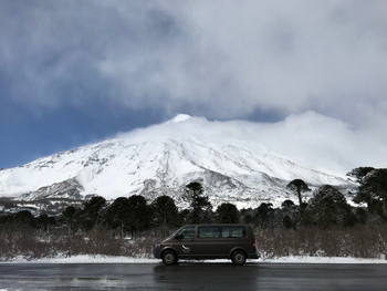andBeyond Vira Vira Lodge: Schnee auf dem VIllarrica Vulkan