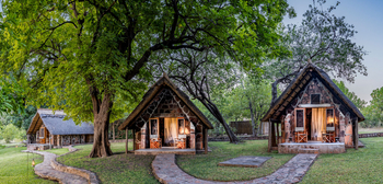Bumbusi Wilderness Camp: Gästechalets