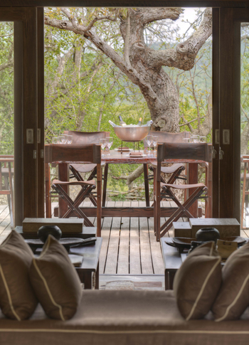 Phinda Mountain Lodge: Esstisch auf der Veranda