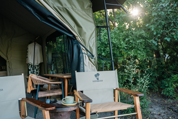 Chicari Camp: Privates Deck