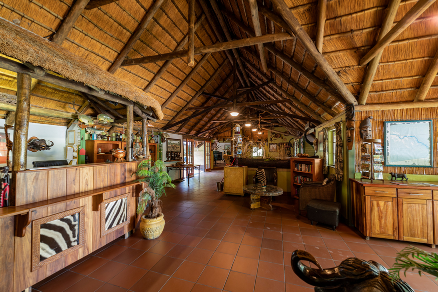 Mahangu Safari Lodge