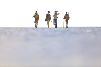 Meno A Kwena Camp Meno A Kwena Camp: Ausflug mit Buschmännern