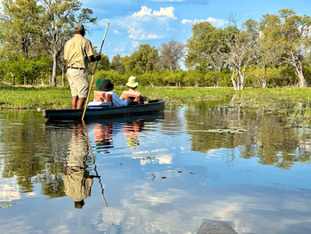 MmaTsebe Tented Camp: Mokoro-Tour