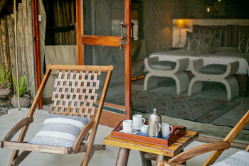 The Hide: Deluxe Tent - Veranda