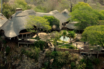 Chilo Gorge Safari Lodge: Lufbild der Lodge