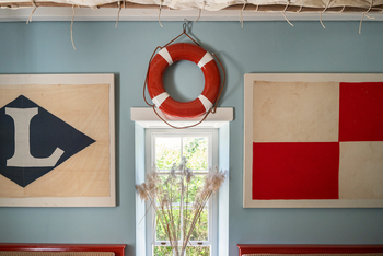 Coot Club: Club House - Nautische Deko