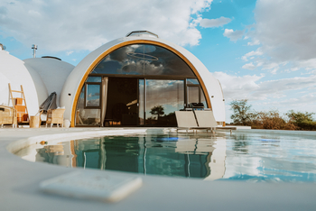 Reverie Kalahari Pod: Runder Pool