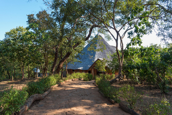 Tongole Wilderness Lodge: Hauptgebäude