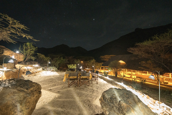 Koros Camp: Dinner unter Sternen