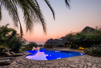 Mukambi Safari Lodge: Poolbereich