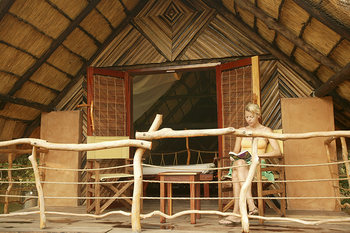 Track and Trail River Camp Track and Trail River Camp: Balkon