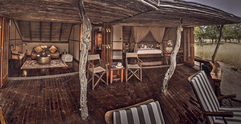 Deception Valley Lodge Deception Valley Lodge: Gästechalet mit Schlafzimmer und Lounge