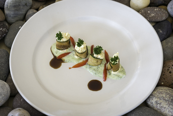 Hoanib Skeleton Coast Camp: Zucchini-Rollen