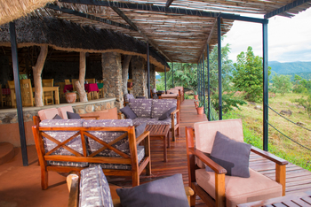 Kidepo Savannah Lodge: Offene Lounge