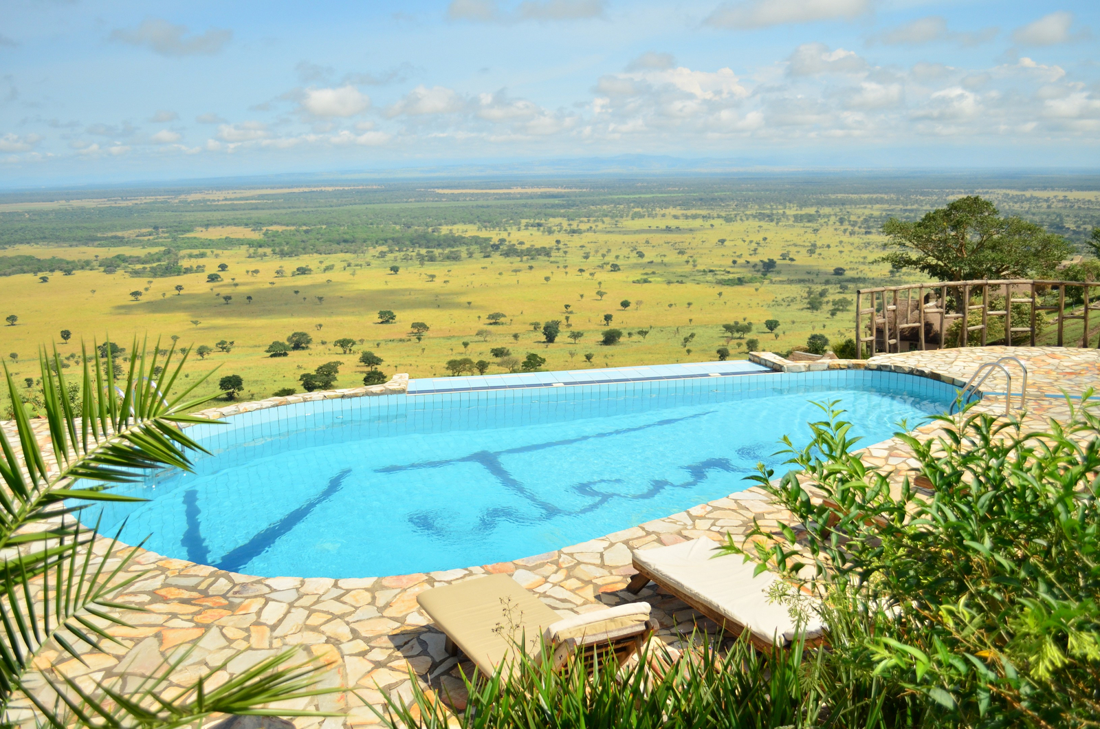 Katara Lodge Katara Lodge: Swimming Pool