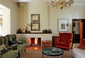 La Clé Village: Manoir - Kamin in der Lounge