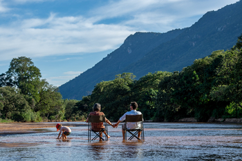 Wayo Manyara Green Camp: Familie im Endabash River