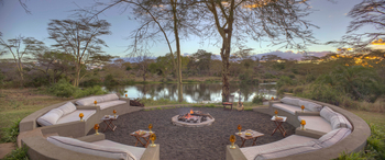 Finch Hatton's Lodge Finch Hatton's Lodge: Boma am Teich