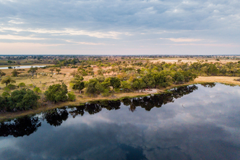 Pom Pom Camp: Lagune vor dem Camp