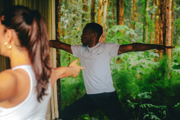 One and Only Gorilla's Nest: Yogastunde