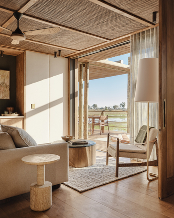 Sanctuary Baines Camp: Ausgang zum Deck