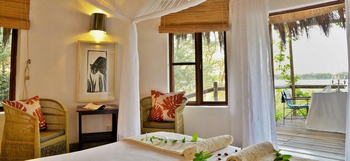 Chobe Bakwena Lodge Chobe Bakwena Lodge: Familienchalet - Schlafzimmer