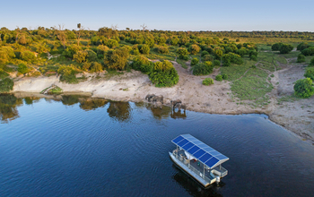 Chobe Game Lodge: Solarbetriebenes Safariboot