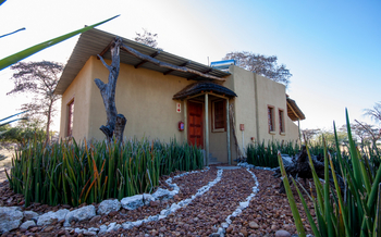 Harnas Guest Farm Harnas Guest Farm: Chalet