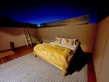 Kwessi Dunes: Doppelbett mit Blick auf den Sternenhimmel